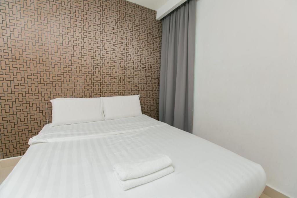 1 Hotel Mahkota צ'ראס מראה חיצוני תמונה